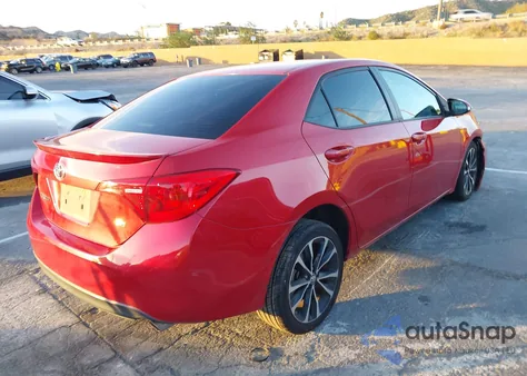 2018 Toyota Corolla Se z USA, uszkodzony, nr VIN 5YFBURHE9JP763515